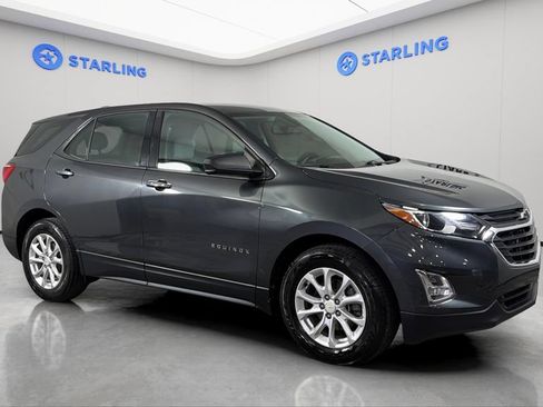 Used 2019 Chevrolet Equinox LS FWD image 12
