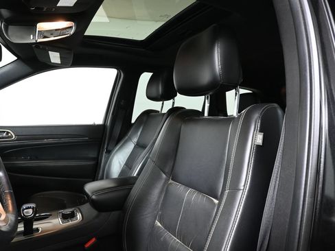 Used 2015 Jeep Grand Cherokee Limited AWD/4WD image 5