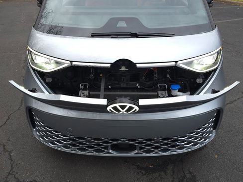 Used 2025 Volkswagen ID. Buzz Pro S image 70