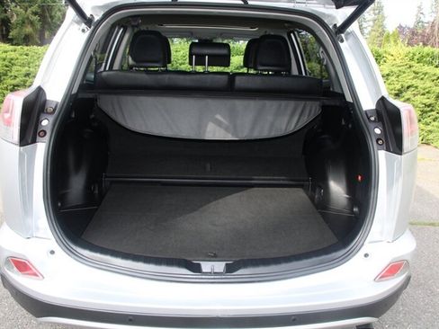 Used 2016 Toyota RAV4 Limited w/ Advanced Technology Package AWD/4WD image 17