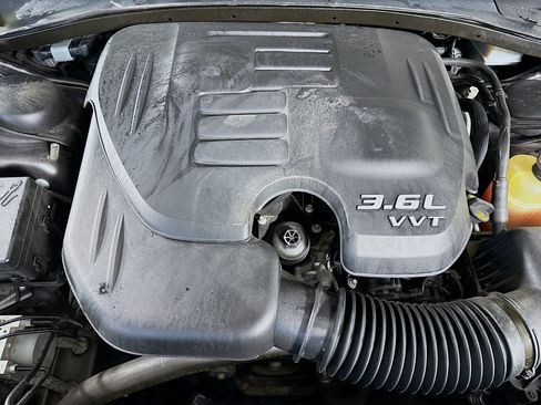 Used 2019 Dodge Charger SXT w/ Plus Group RWD image 39