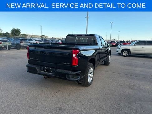 Used 2019 Chevrolet Silverado 1500 Custom w/ Custom Convenience Package AWD/4WD image 9