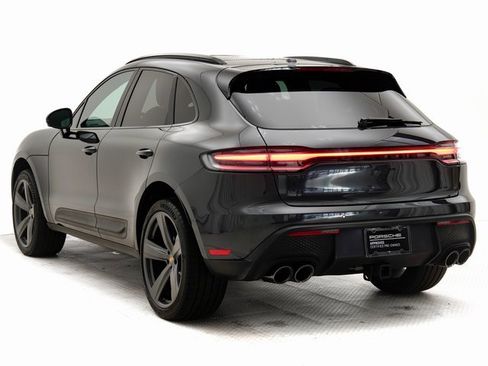 Used 2025 Porsche Macan image 3