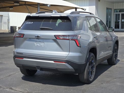 New 2026 Chevrolet Equinox LT w/ Midnight Edition image 4