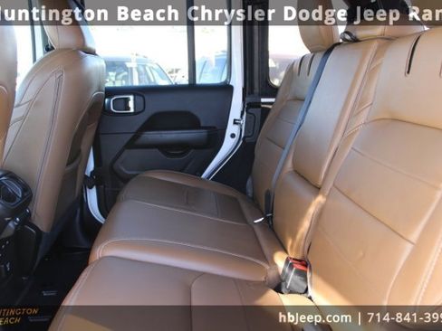 Used 2023 Jeep Wrangler Unlimited Sahara w/ Safety Group image 32