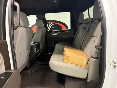 New 2026 GMC Sierra 2500 SLT w/ SLT Premium Package AWD/4WD image 15