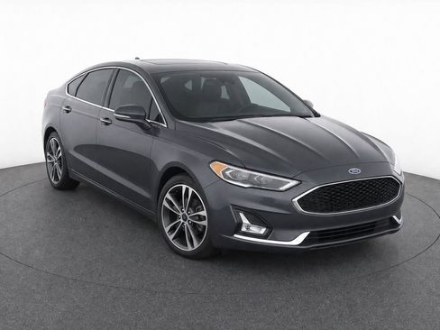 Used 2020 Ford Fusion Titanium AWD/4WD image 2