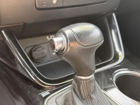 Used 2015 Kia Sorento LX FWD image 23