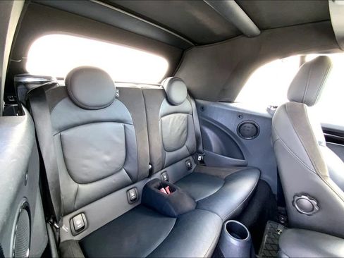 Used 2023 MINI Cooper S w/ Signature Upholstery Package FWD image 27