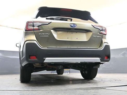 Certified 2025 Subaru Outback Limited AWD/4WD image 43