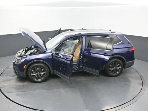 Used 2022 Volkswagen Tiguan SE image 72