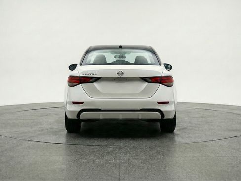 Used 2025 Nissan Sentra SV FWD image 7