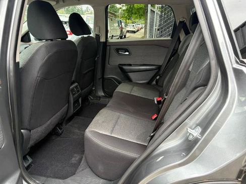 Certified 2023 Nissan Rogue SV image 28