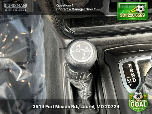 Used 2024 Jeep Wrangler Unlimited Sahara AWD/4WD image 29