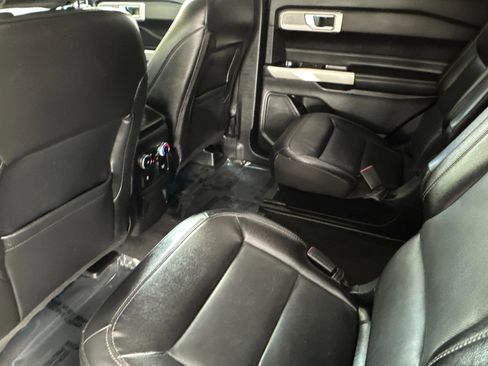 Certified 2022 Ford Explorer Limited w/ Equipment Group 301A image 13