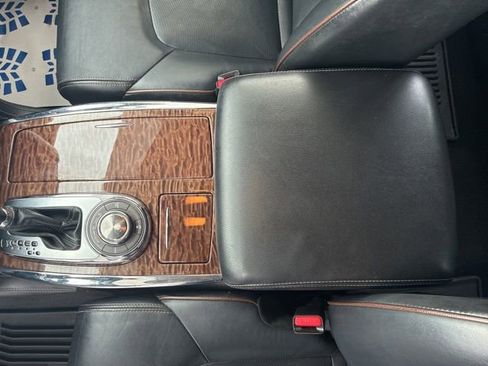 Used 2018 Nissan Armada SL w/ Premium Package AWD/4WD image 17