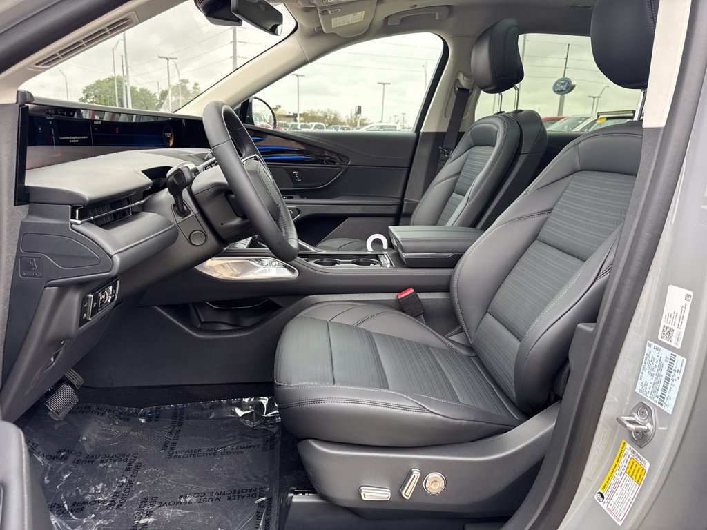 New 2026 Lincoln Nautilus Reserve w/ Jet Appearance Package AWD/4WD image 4