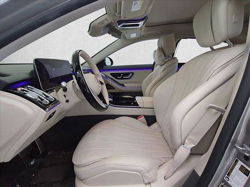 Used 2023 Mercedes-Benz S 500 4MATIC image 17