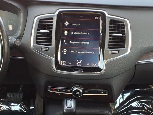 Used 2019 Volvo XC90 T5 Momentum w/ Protection Package AWD/4WD image 15