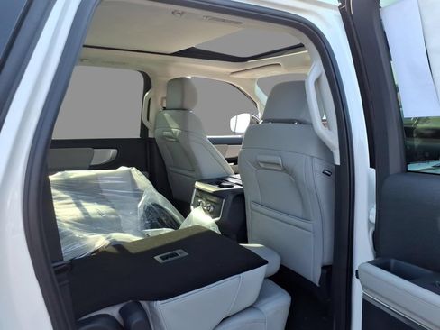 New 2026 Ford Expedition Max Active AWD/4WD image 11