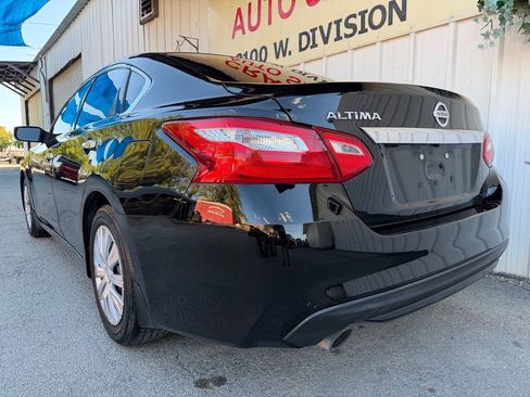 Used 2017 Nissan Altima 2.5 S w/ Power Driver Seat Package FWD image 10