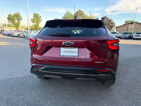 Used 2024 Chevrolet Trax ACTIV FWD image 10