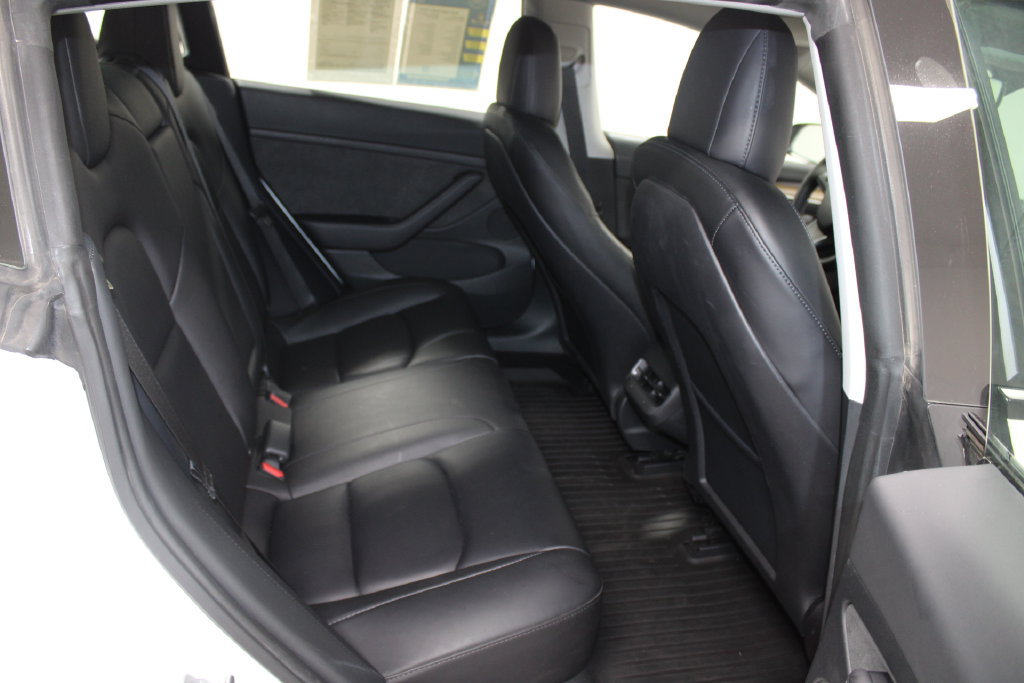 Used 2023 Tesla Model 3 Standard Range RWD image 30