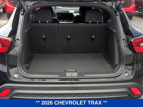 New 2026 Chevrolet Trax RS w/ Sunroof Package image 5