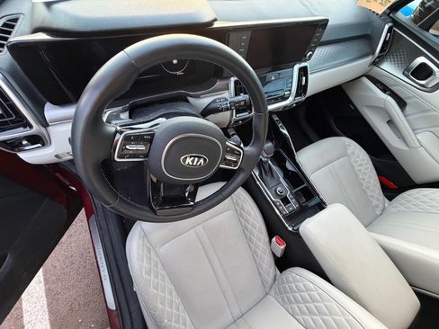 Certified 2021 Kia Sorento SX FWD image 7