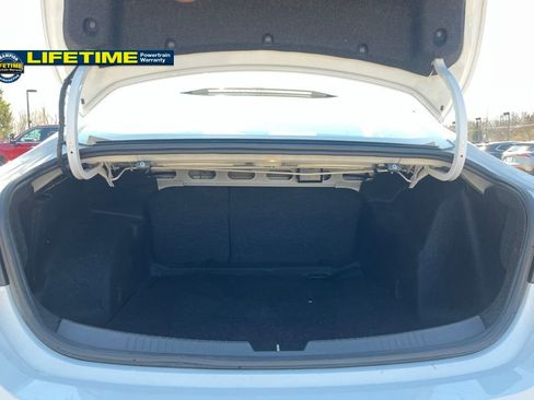 Used 2023 Chevrolet Malibu LT image 8