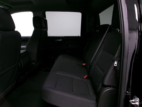 Certified 2025 Chevrolet Silverado 2500 Custom w/ Custom Convenience Package image 9