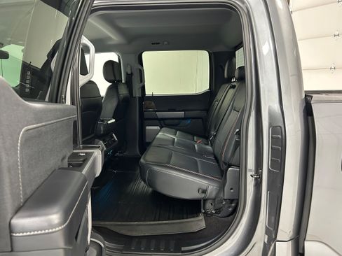 Used 2021 Ford F150 Lariat w/ Equipment Group 502A High AWD/4WD image 29