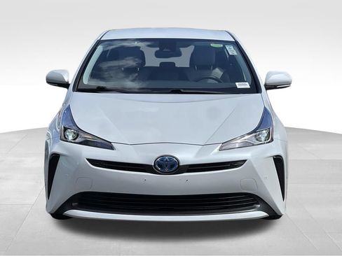 Certified 2022 Toyota Prius LE FWD image 8
