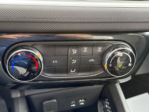 Used 2024 Chevrolet TrailBlazer LT image 17