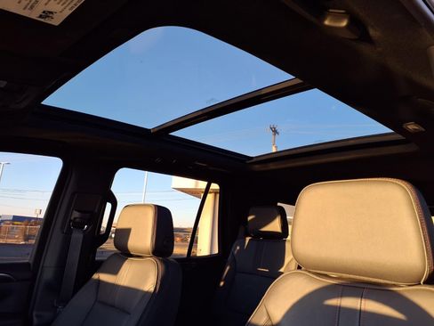 Used 2023 Chevrolet Tahoe RST w/ Luxury Package image 7