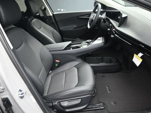 New 2026 Kia EV6 Light RWD image 35