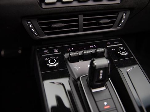 Certified 2025 Porsche 911 Targa 4 GTS image 16