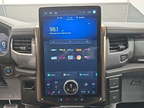 Used 2023 Ford F150 Lightning Lariat image 30