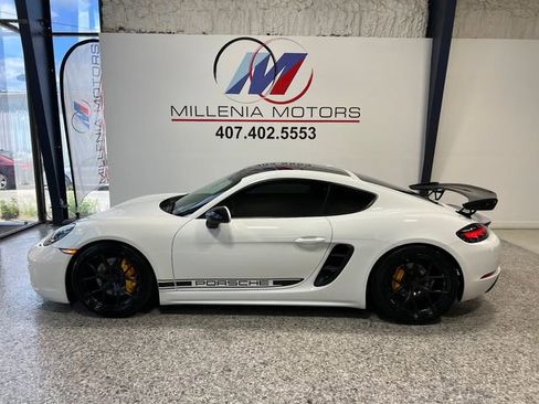 Used 2018 Porsche 718 Cayman S image 14