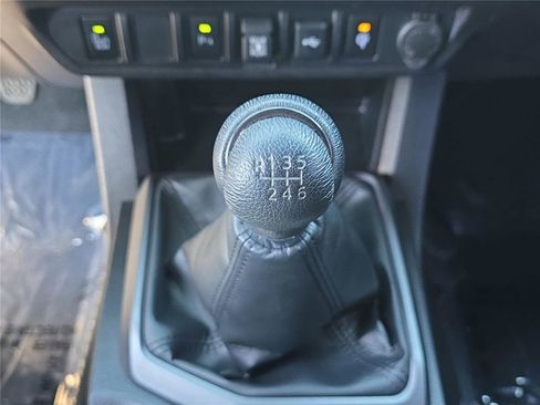 Used 2023 Toyota Tacoma TRD Off-Road w/ Advanced Technology Package image 18