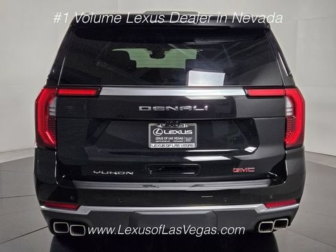 Used 2026 GMC Yukon XL Denali w/ Denali Reserve Package AWD/4WD image 5