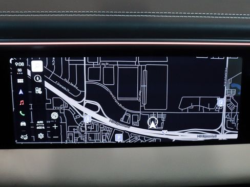 New 2026 Porsche Macan Electric image 21