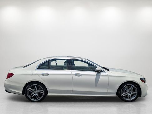 Used 2018 Mercedes-Benz E 300 w/ Premium 1 Package image 5