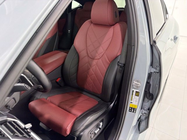 Used 2024 BMW X6 xDrive40i w/ Premium Package AWD/4WD image 13