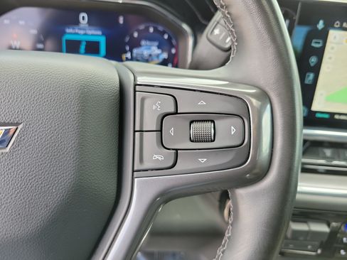 Used 2024 Chevrolet Silverado 2500 High Country w/ High Country Premium Package AWD/4WD image 29