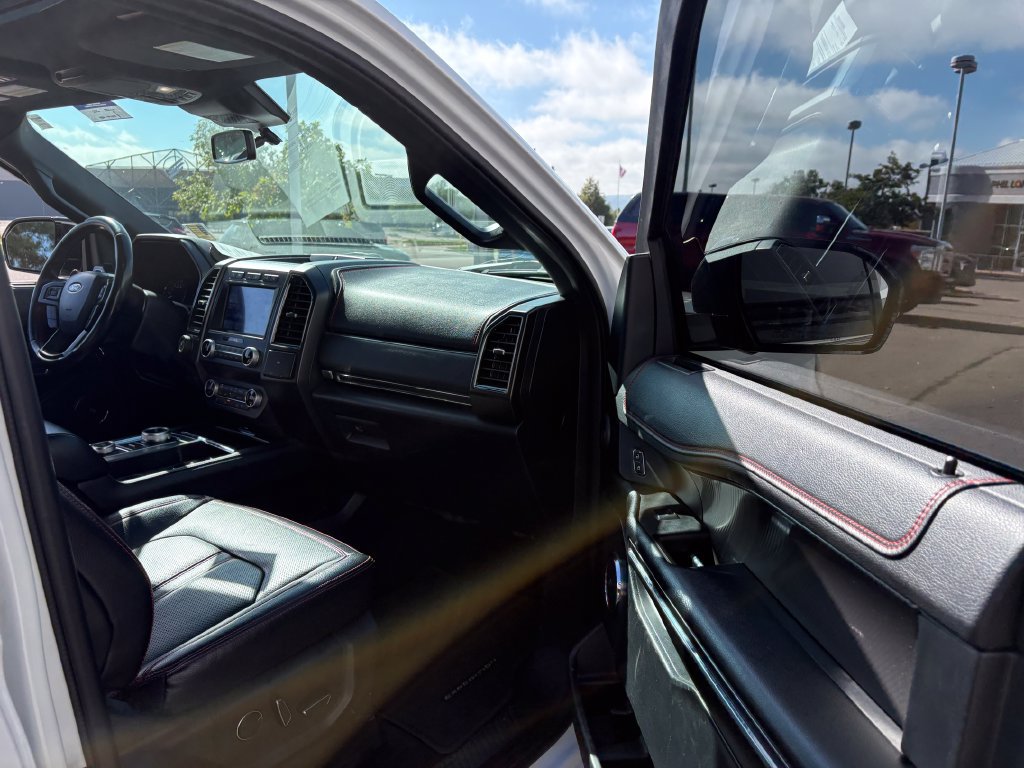 Used 2021 Ford Expedition Limited AWD/4WD image 31