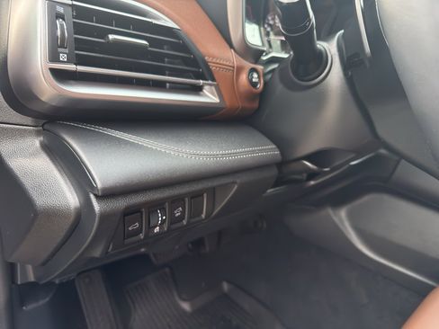 Used 2025 Subaru Outback Touring image 15