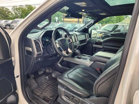 Used 2015 Ford F150 Platinum w/ Equipment Group 701A Luxury AWD/4WD image 11