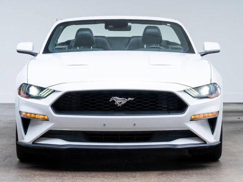 Used 2022 Ford Mustang Premium RWD image 2