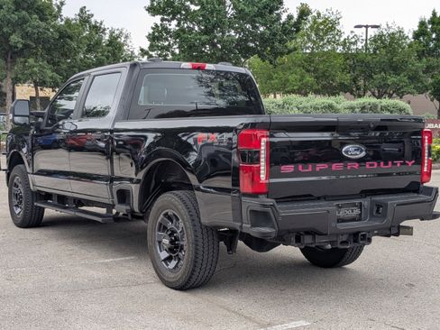 Used 2025 Ford F250 XL w/ STX Appearance Package AWD/4WD image 3